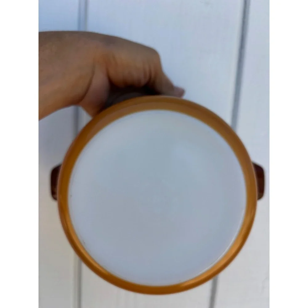 Vintage Pyrex Amber Brown Ombre Cinderella Nesting Mixing Bowls Set of 2‎